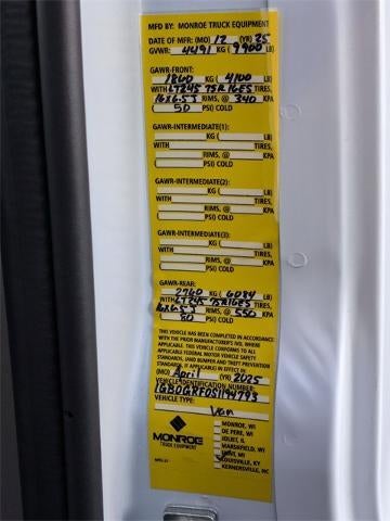 2025 Chevrolet Express Cutaway 3500 3500 Van 139"