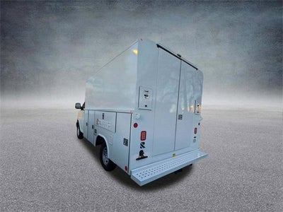 2025 Chevrolet Express Cutaway 3500 3500 Van 139"