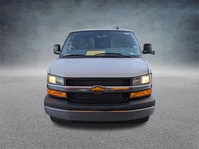 2025 Chevrolet Express Cutaway 3500 3500 Van 139"