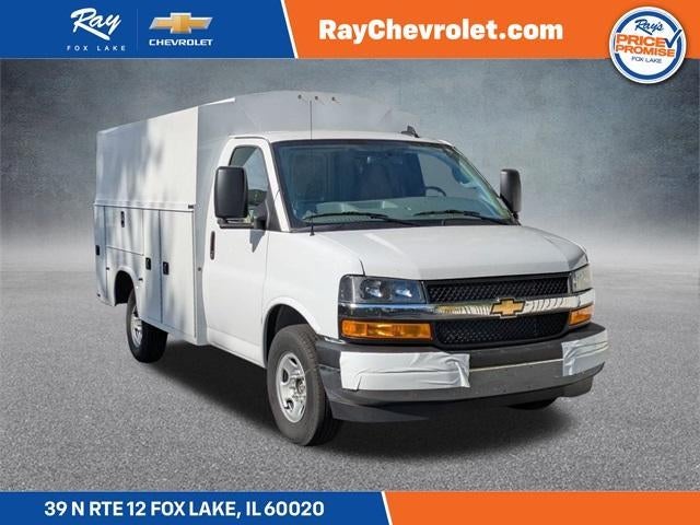2025 Chevrolet Express Cutaway 3500 3500 Van 139"