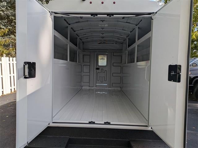 2025 Chevrolet Express Cutaway 3500 3500 Van 139"