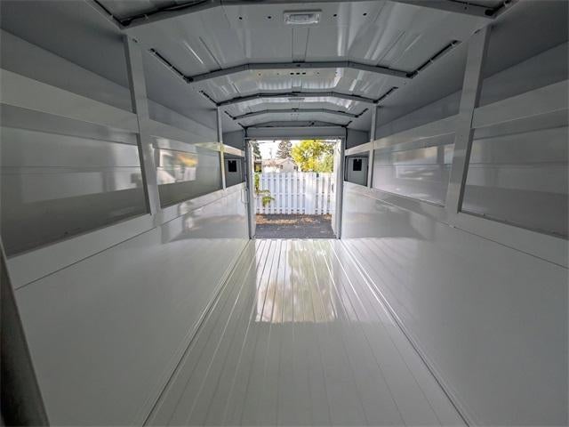 2025 Chevrolet Express Cutaway 3500 3500 Van 139"