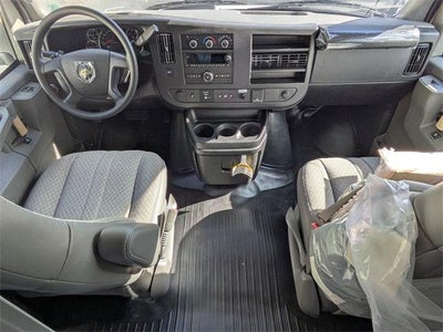 2025 Chevrolet Express Cutaway 3500 3500 Van 139"