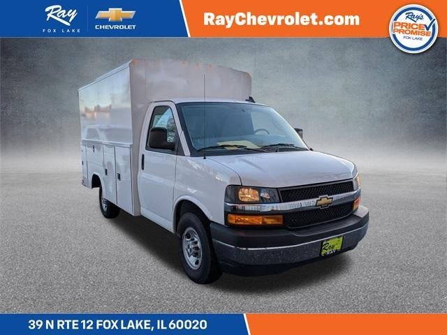 2025 Chevrolet Express Cutaway 3500 3500 Van 139"