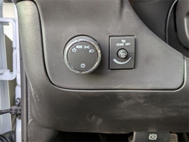 2025 Chevrolet Express Cutaway 3500 3500 Van 139"