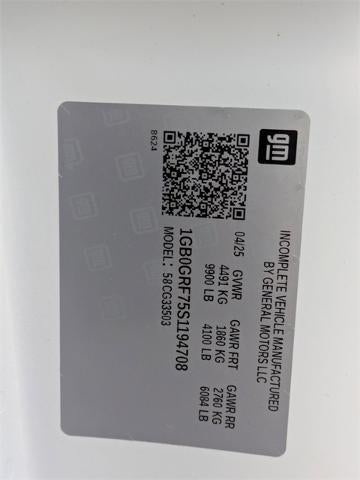 2025 Chevrolet Express Cutaway 3500 3500 Van 139"