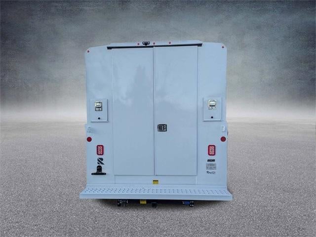 2025 Chevrolet Express Cutaway 3500 3500 Van 139"