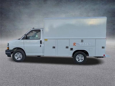 2025 Chevrolet Express Cutaway 3500 3500 Van 139"