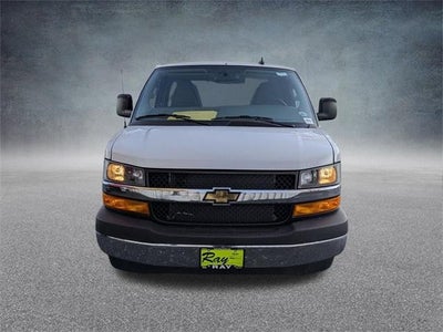 2025 Chevrolet Express Cutaway 3500 3500 Van 139"