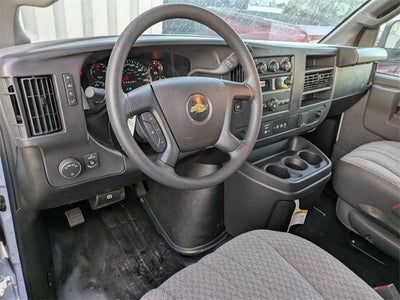 2025 Chevrolet Express Cutaway 3500 3500 Van 139"