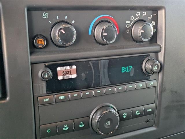 2025 Chevrolet Express Cutaway 3500 3500 Van 139"