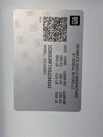 2025 Chevrolet Express Cutaway 3500 3500 Van 139"