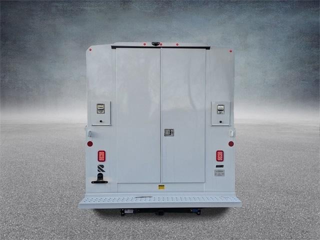 2025 Chevrolet Express Cutaway 3500 3500 Van 139"