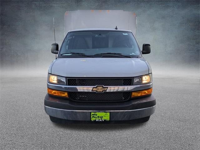 2025 Chevrolet Express Cutaway 3500 3500 Van 139"