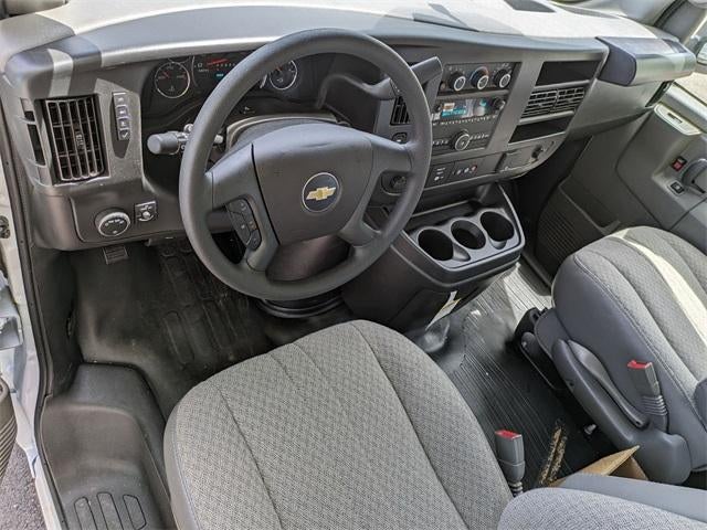 2025 Chevrolet Express Cutaway 3500 3500 Van 139"