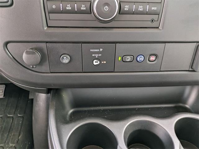 2025 Chevrolet Express Cutaway 3500 3500 Van 139"