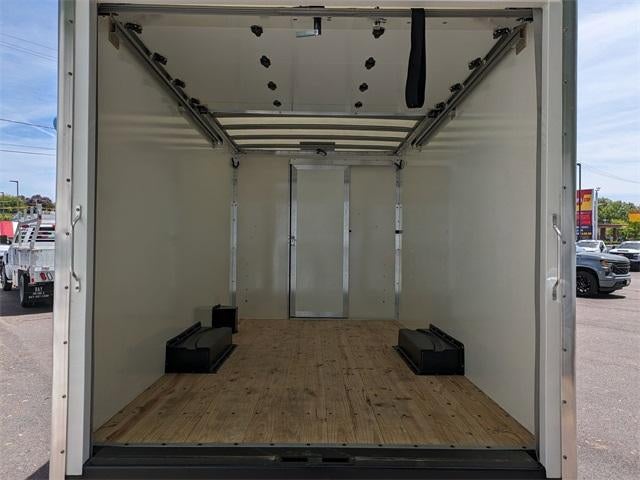 2025 Chevrolet Express Cutaway 3500 3500 Van 139"