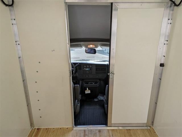 2025 Chevrolet Express Cutaway 3500 3500 Van 139"