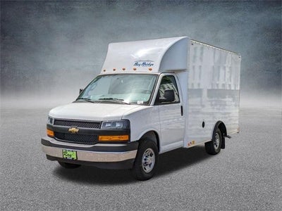 2025 Chevrolet Express Cutaway 3500 3500 Van 139"