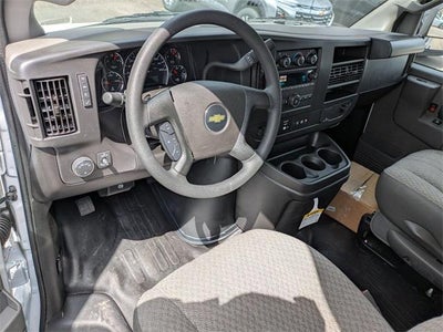 2025 Chevrolet Express Cutaway 3500 3500 Van 139"