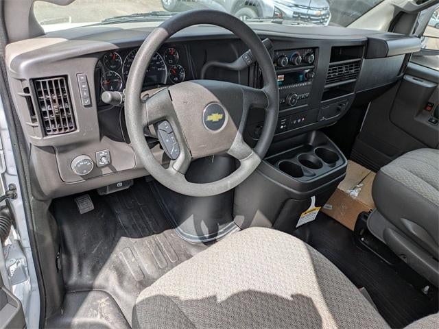 2025 Chevrolet Express Cutaway 3500 3500 Van 139"