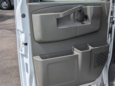 2025 Chevrolet Express Cutaway 3500 3500 Van 139"