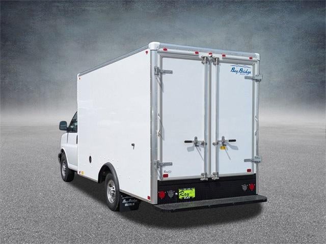2025 Chevrolet Express Cutaway 3500 3500 Van 139"