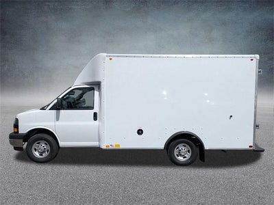 2025 Chevrolet Express Cutaway 3500 3500 Van 139"