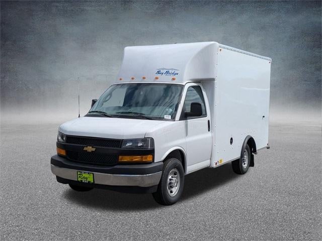 2025 Chevrolet Express Cutaway 3500 3500 Van 139"