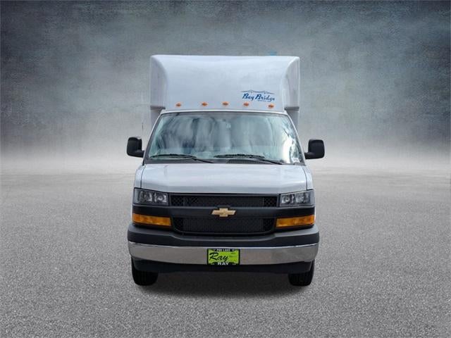 2025 Chevrolet Express Cutaway 3500 3500 Van 139"