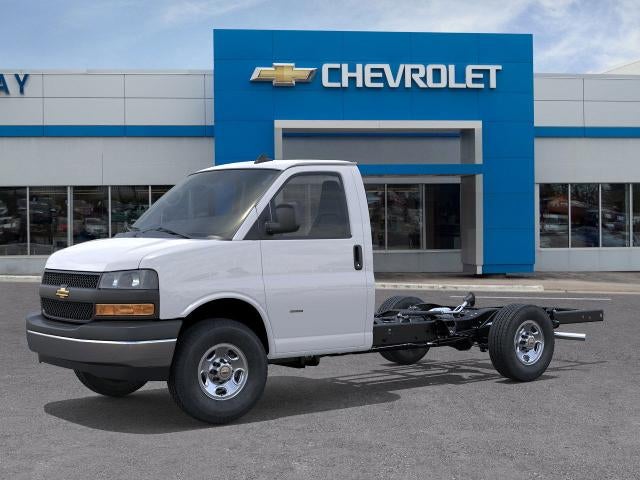 2026 Chevrolet Express Cutaway 3500 3500 Van 139"