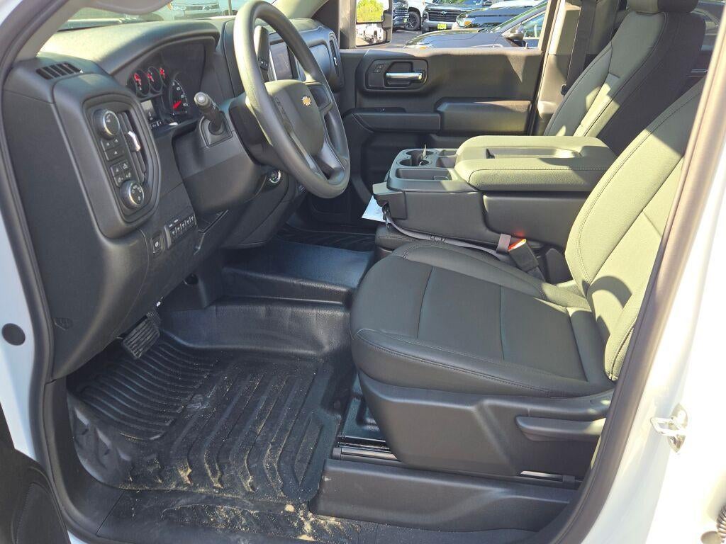 2026 Chevrolet Silverado 2500 HD Crew Cab Long Box 4-Wheel Drive Work Truck