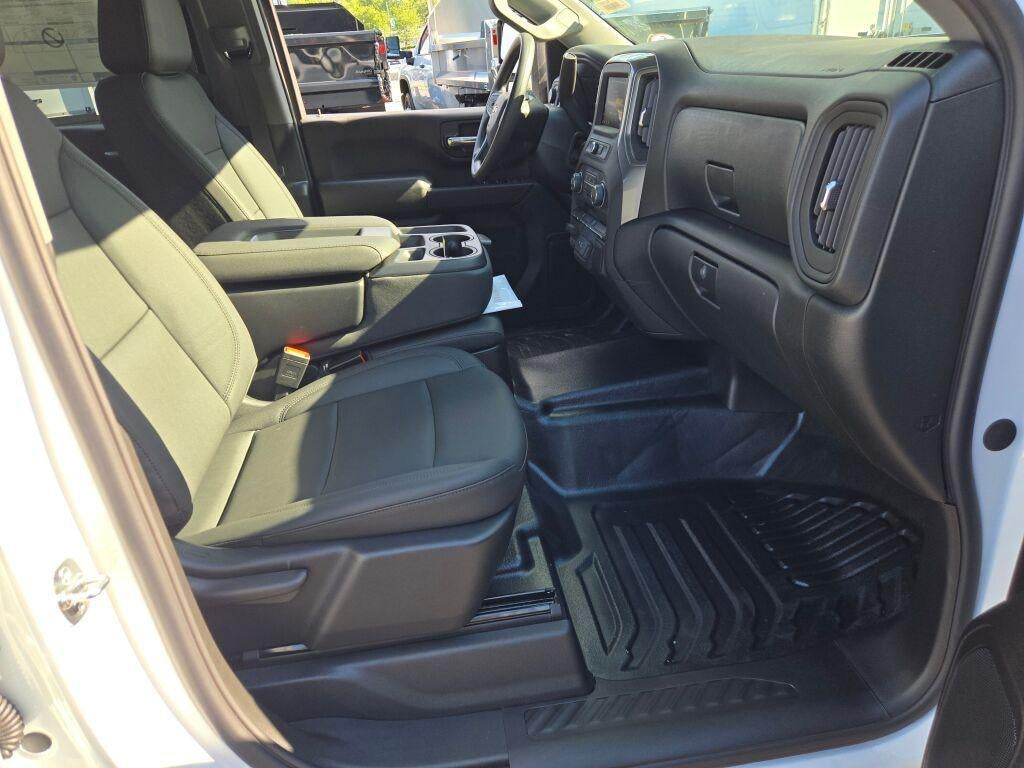 2026 Chevrolet Silverado 2500 HD Crew Cab Long Box 4-Wheel Drive Work Truck