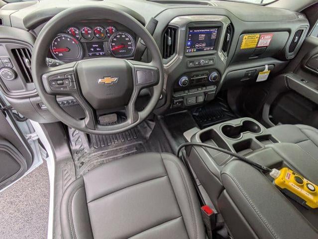 2025 Chevrolet Silverado 3500 HD Chassis Cab 2WD Reg Cab 171" WB, 84.5" CA Work Truck