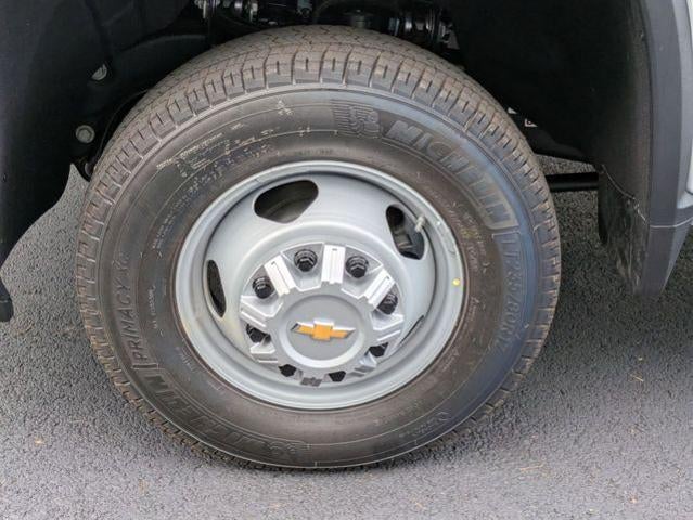 2025 Chevrolet Silverado 3500 HD Chassis Cab 2WD Reg Cab 171" WB, 84.5" CA Work Truck