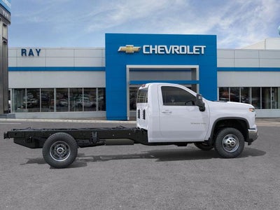 2026 Chevrolet Silverado 3500 HD Chassis Cab 4WD Reg Cab 171" WB, 84.5" CA Work Truck