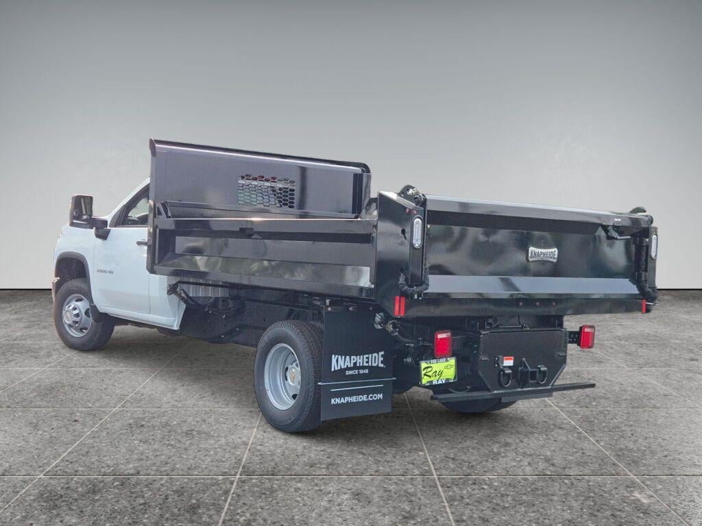 2026 Chevrolet Silverado 3500 HD Chassis Cab 4WD Reg Cab 171" WB, 84.5" CA Work Truck