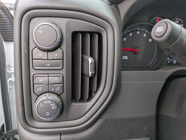 2025 Chevrolet Silverado 3500 HD Chassis Cab 4WD Reg Cab 146" WB, 60" CA Work Truck