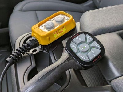 2025 Chevrolet Silverado 3500 HD Chassis Cab 4WD Reg Cab 171" WB, 84.5" CA Work Truck