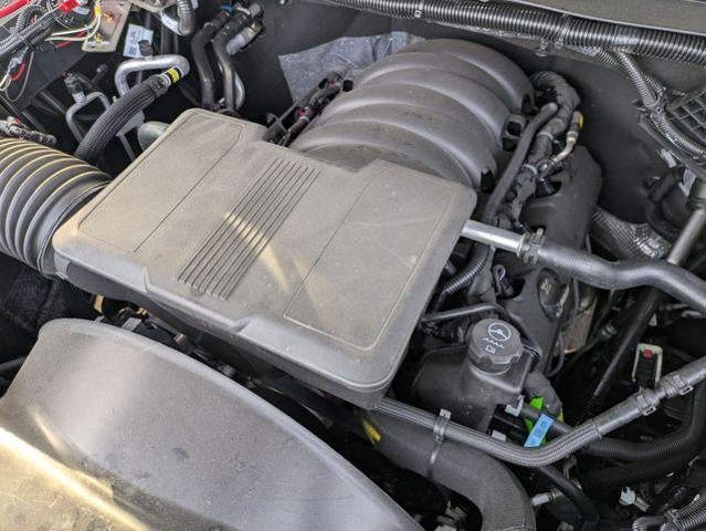 2025 Chevrolet Silverado 3500 HD Chassis Cab 4WD Reg Cab 171" WB, 84.5" CA Work Truck