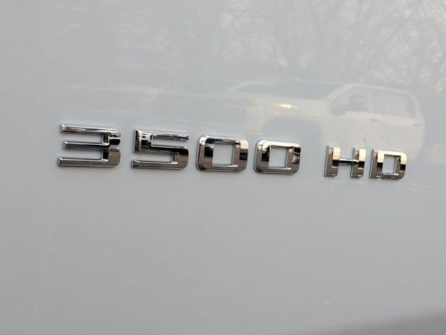 2025 Chevrolet Silverado 3500 HD Chassis Cab 4WD Reg Cab 171" WB, 84.5" CA Work Truck