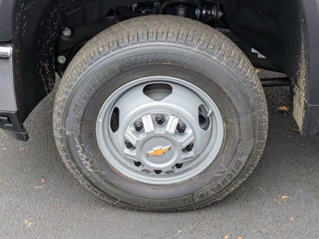 2026 Chevrolet Silverado 3500 HD Chassis Cab 4WD Reg Cab 146" WB, 60" CA Work Truck