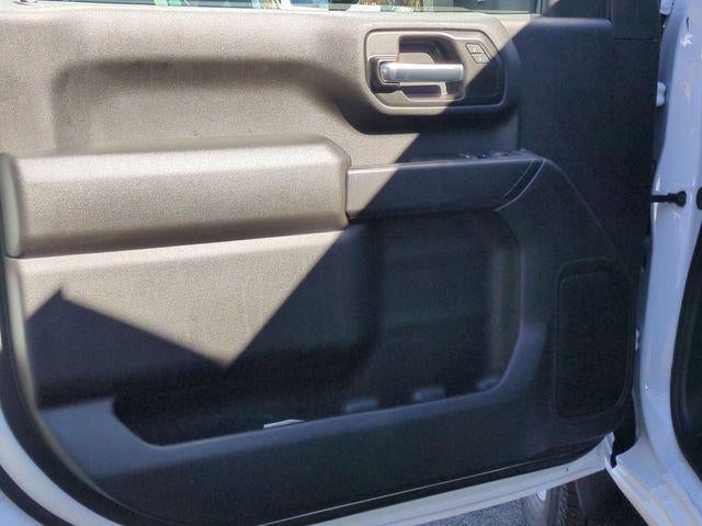 2026 Chevrolet Silverado 3500 HD Chassis Cab 4WD Reg Cab 171" WB, 84.5" CA Work Truck