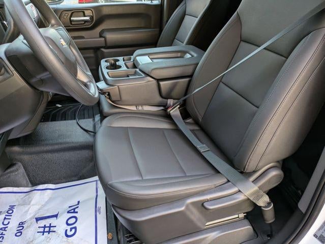 2025 Chevrolet Silverado 3500 HD Chassis Cab 4WD Reg Cab 171" WB, 84.5" CA Work Truck