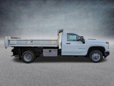 2025 Chevrolet Silverado 3500 HD Chassis Cab 4WD Reg Cab 171" WB, 84.5" CA Work Truck