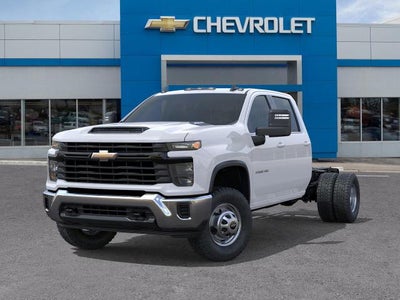 2026 Chevrolet Silverado 3500 HD Chassis Cab 4WD Crew Cab 177" WB, 60" CA Work Truck