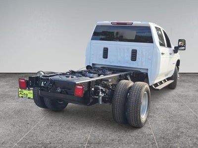 2026 Chevrolet Silverado 3500 HD Chassis Cab 4WD Crew Cab 177" WB, 60" CA Work Truck