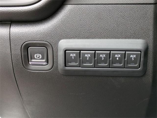 2025 Chevrolet Silverado 3500 HD Double Cab Long Box 4-Wheel Drive Work Truck