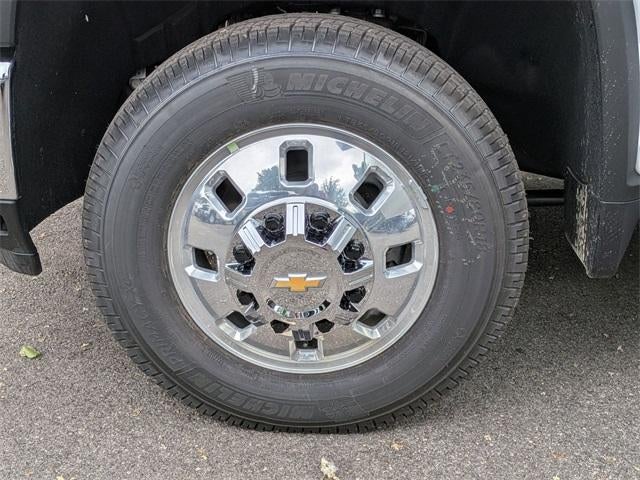 2025 Chevrolet Silverado 3500 HD Double Cab Long Box 4-Wheel Drive Work Truck