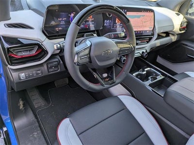 2025 Chevrolet Silverado EV e4WD Crew Cab Max Range RST